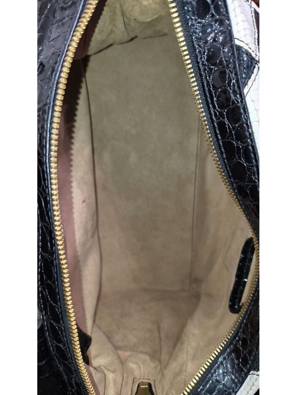 L34. MCM Limited Edition Checkered Patent Leather Bag - Picture 6 of 6